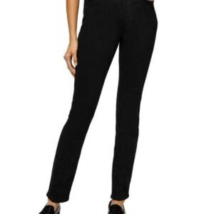 Jen7 High Rise Slim Straight Jeans in Classic Black Noir 0
